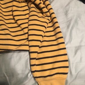 Izod Cropped sweater